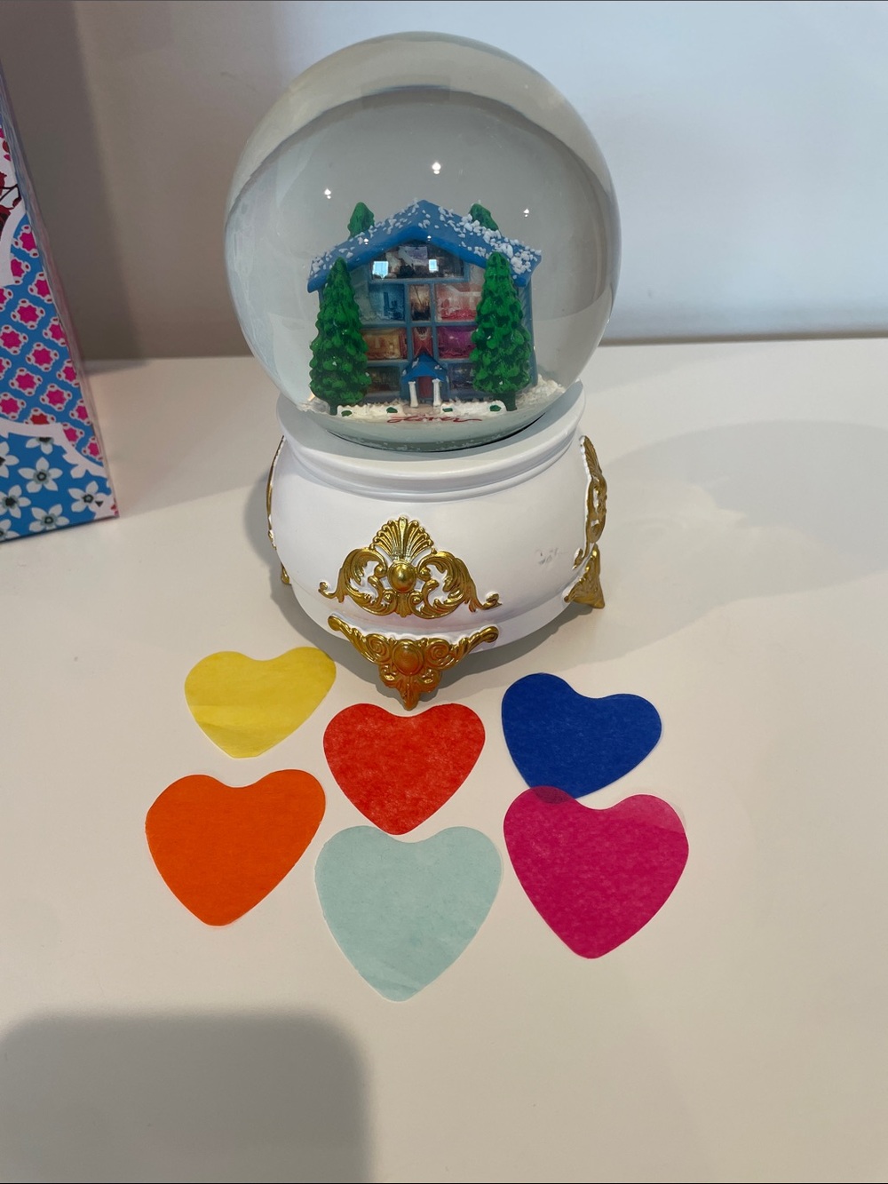 Taylor Swift Lover Snow globe